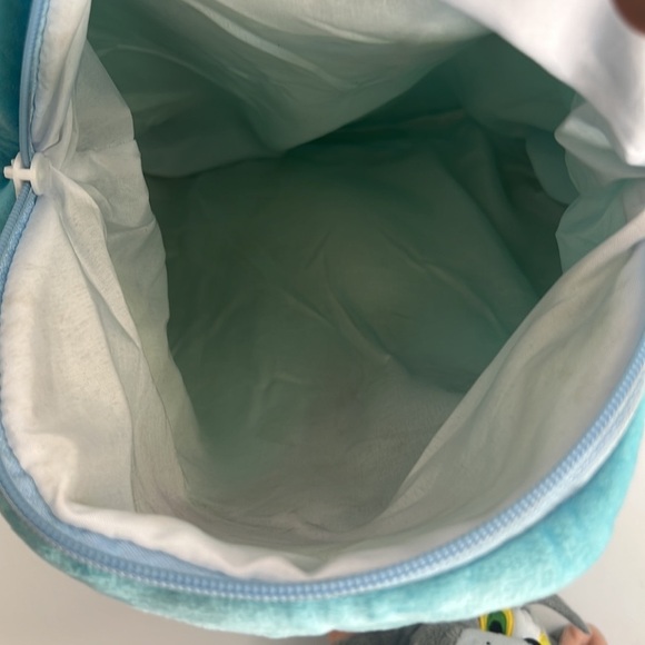 Tom and Jerry velvet soft kids plush backpack for any occasion. Detachable Tom - Picture 12 of 17